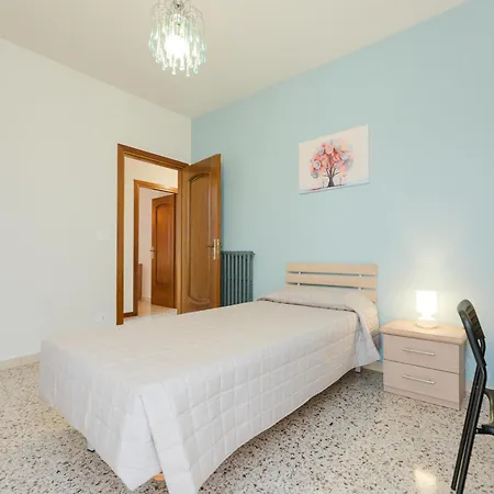 Lägenhet Patty Flat - 15 Min From Venice & Free Parking