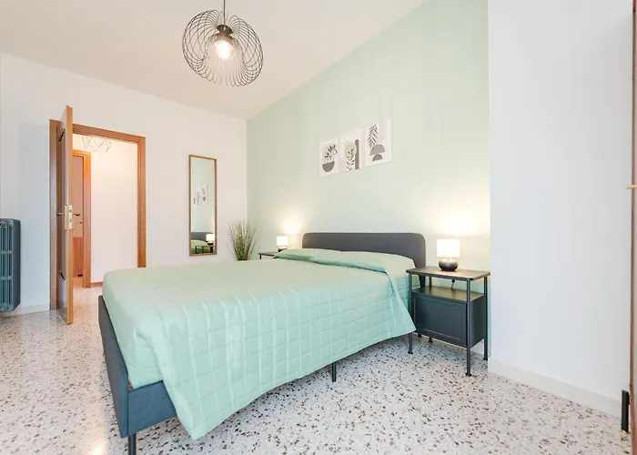 公寓 Patty Flat - 15 Min From Venice & Free Parking *