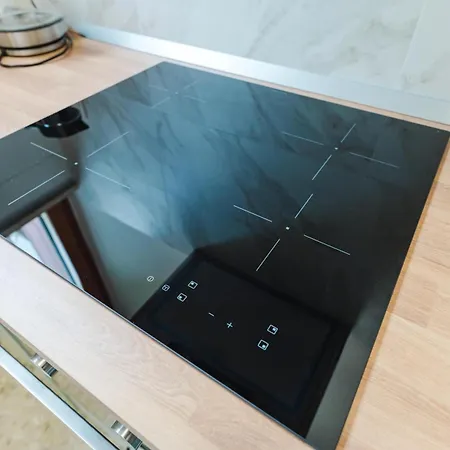 Апартаменты Patty Flat - 15 Min From Venice & Free Parking Местре