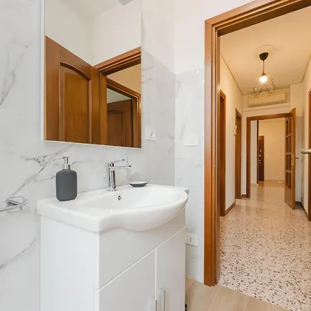 Patty Flat - 15 Min From Venice & Free Parking *