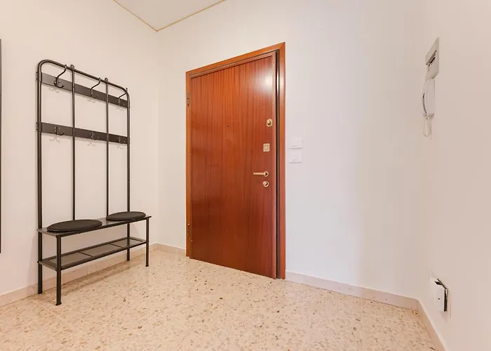 Apartment Patty Flat - 15 Min From Venice & Free Parking